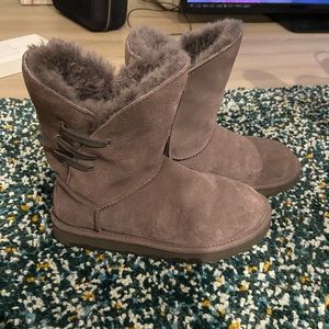 Short grey UGG boots
